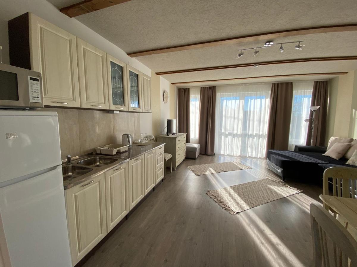 Platan Apartmanhaz Balatongyorok Exterior photo