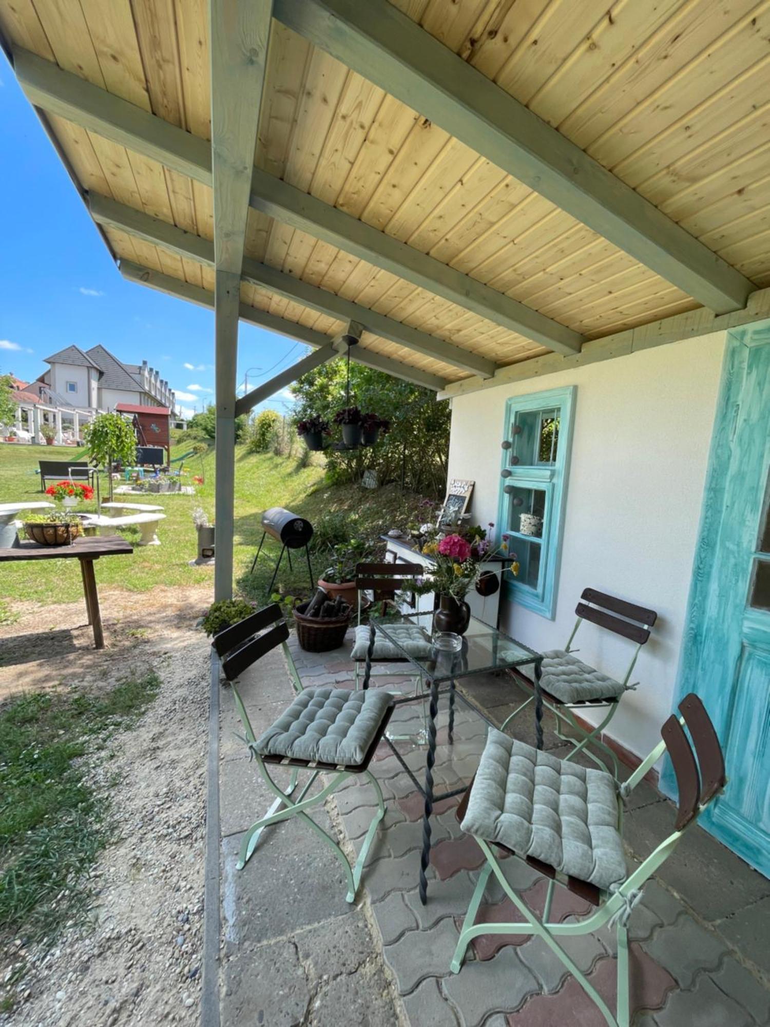 Platan Apartmanhaz Balatongyorok Exterior photo